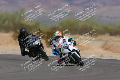 media/Sep-11-2022-SoCal Trackdays (Sun) [[81b7e951af]]/Turn 5 (1110am)/